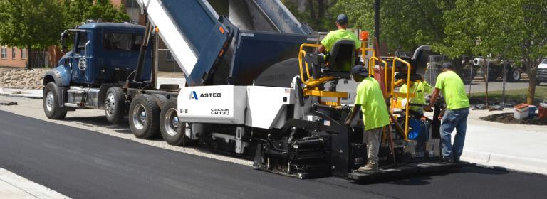 carlson-cp130-commercial-class-asphalt-paver-feature-1920